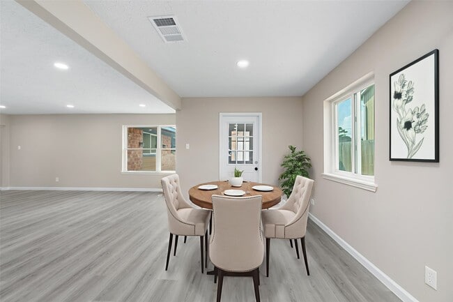 Building Photo - 9806 Sagebark Dr