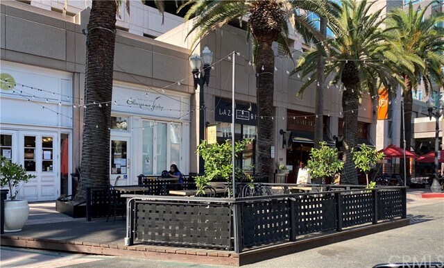 Building Photo - 524 S Anaheim Blvd