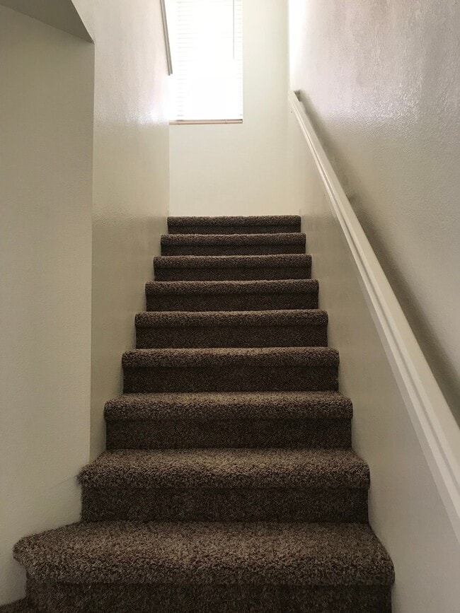 Building Photo - East Roseville - Aviana Gated Community - ...