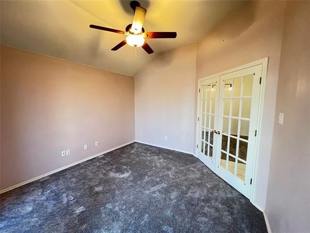 Building Photo - 7960 Glenway Dr