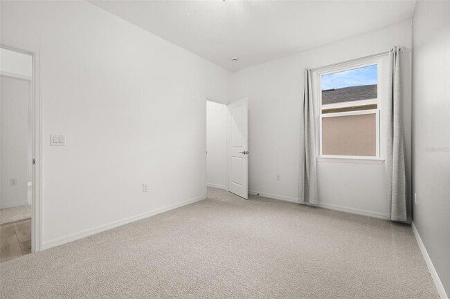 Building Photo - 1335 Normandy Dr