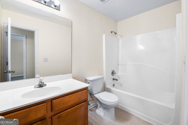 Building Photo - 1352 Rogers Trce