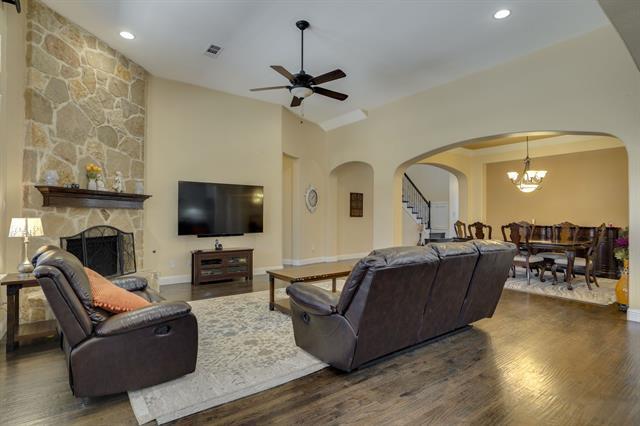 Building Photo - 1604 Woodrose Ct