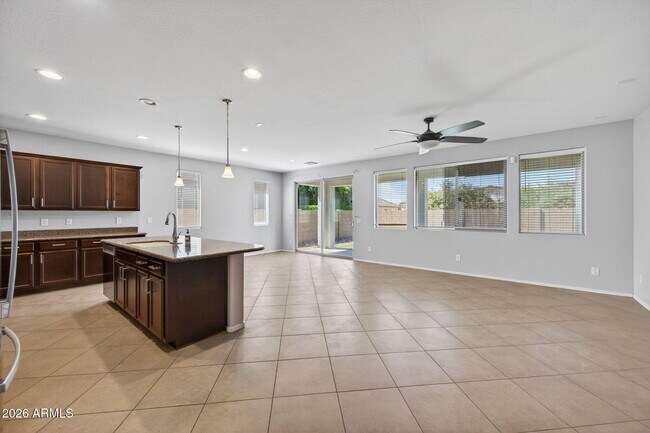 Building Photo - 22659 E Desert Spoon Dr
