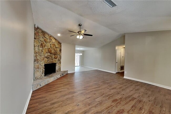 Building Photo - 5359 Stafford Dr NW