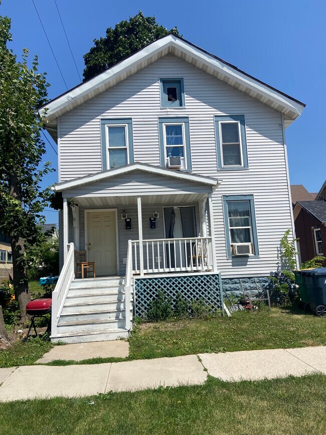 Primary Photo - 143 Ellis St