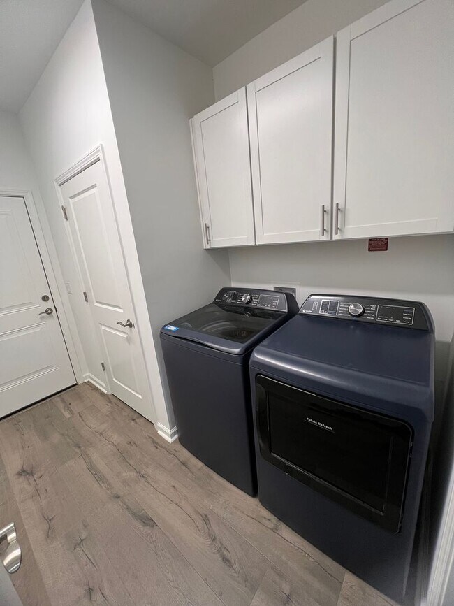 Building Photo - Welcome to Margaritaville 55 + Community