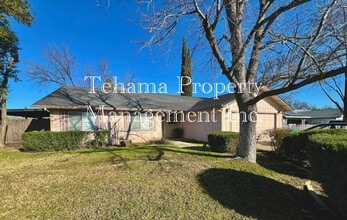 Building Photo - Beautiful 3 bedroom 2 bath home in Red Bluff