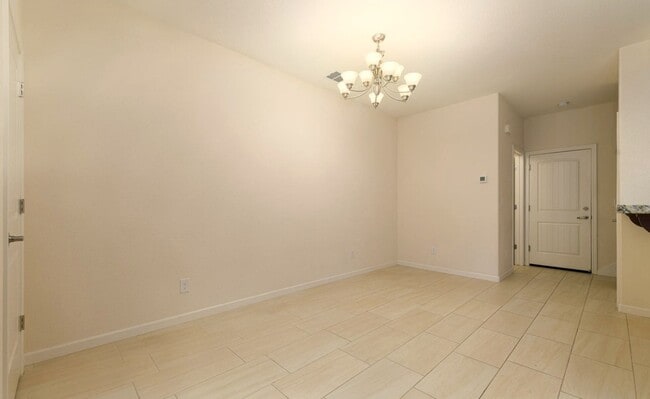 Building Photo - Condo For Lease in Carson City