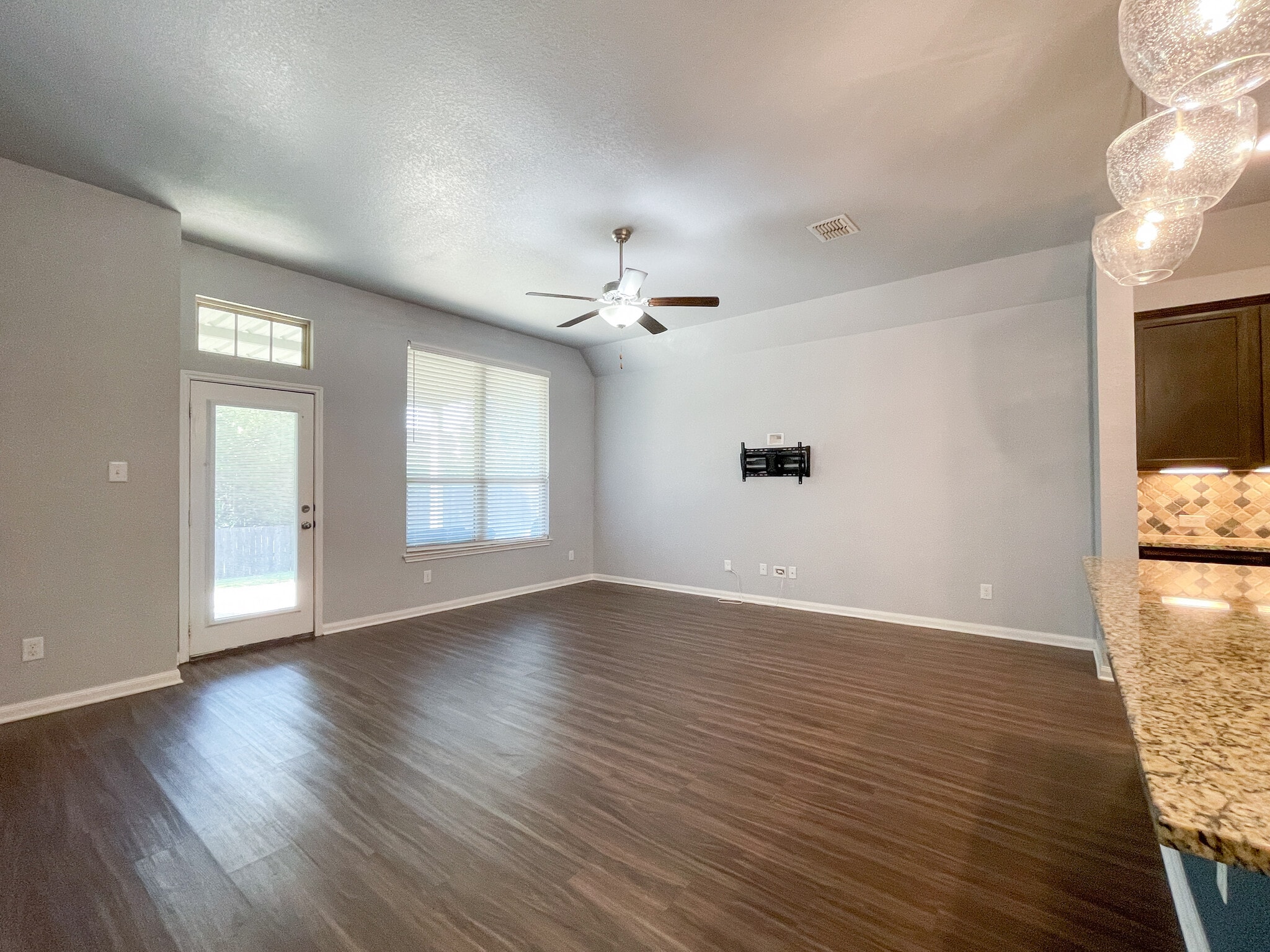 Building Photo - 10265 Driskill Dr