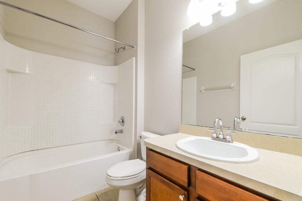 Building Photo - 567 19th St NW