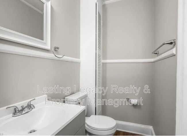 Building Photo - 26 Harrington Ave