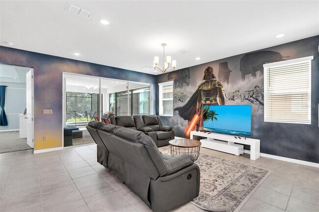 Building Photo - 1919 Tropical Palms Cir