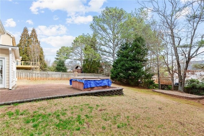 Building Photo - 2030 Brook Meadow Dr