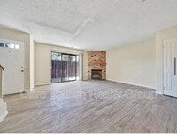 Building Photo - 818 Alta St