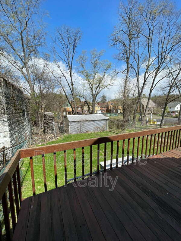 Building Photo - 1367 Montezuma St