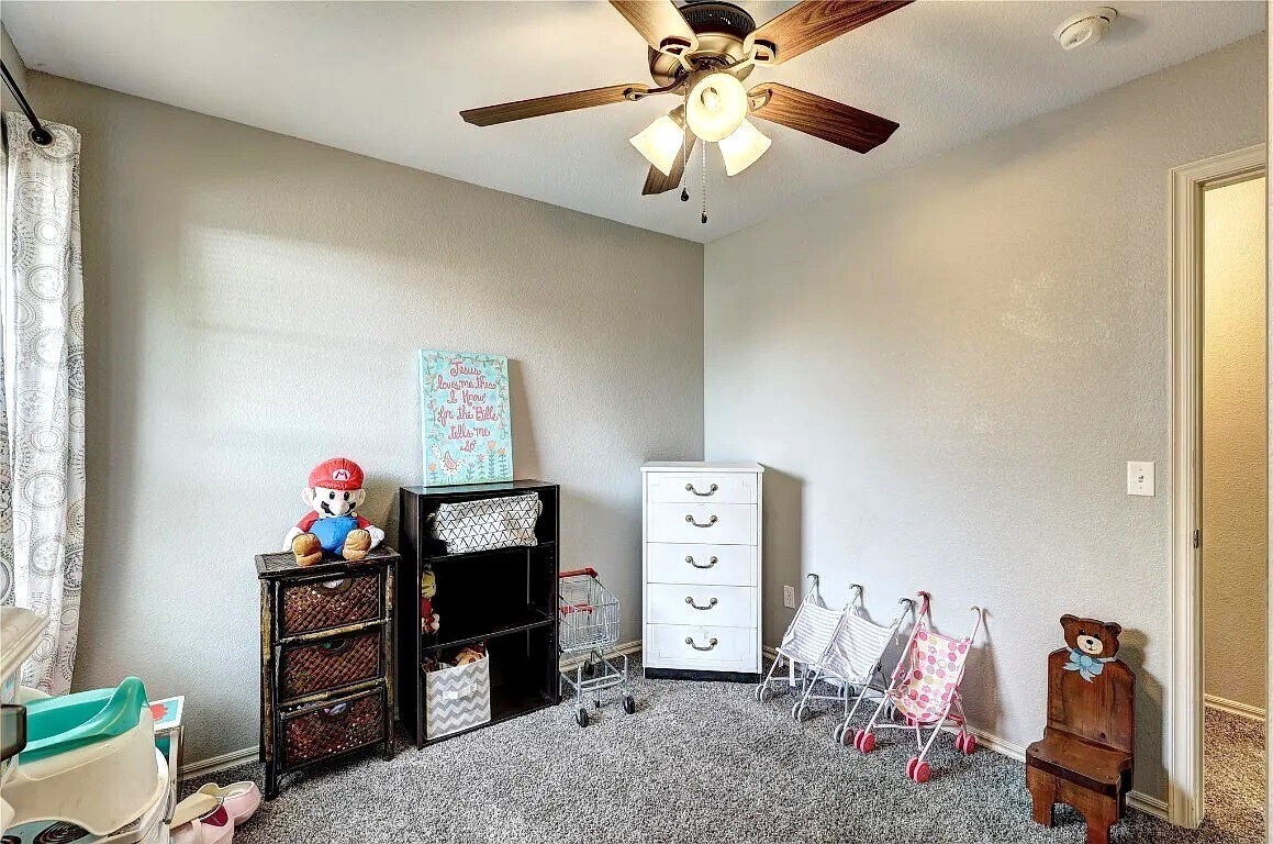 Building Photo - 2404 Deer Chase Dr