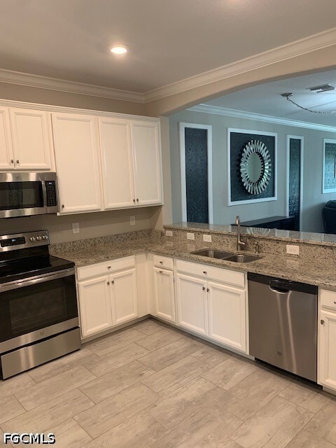 Building Photo - 10360 Prato Dr