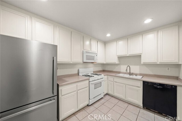 Building Photo - 1145 Roswell Ave