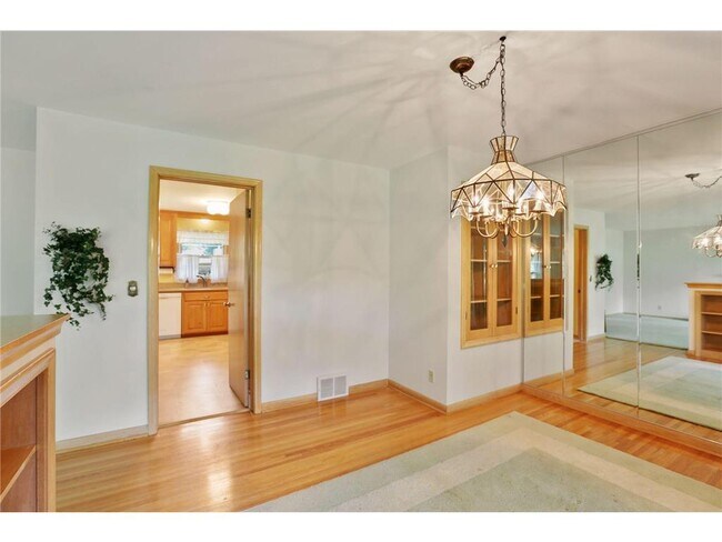 Building Photo - 5233 Danens Dr