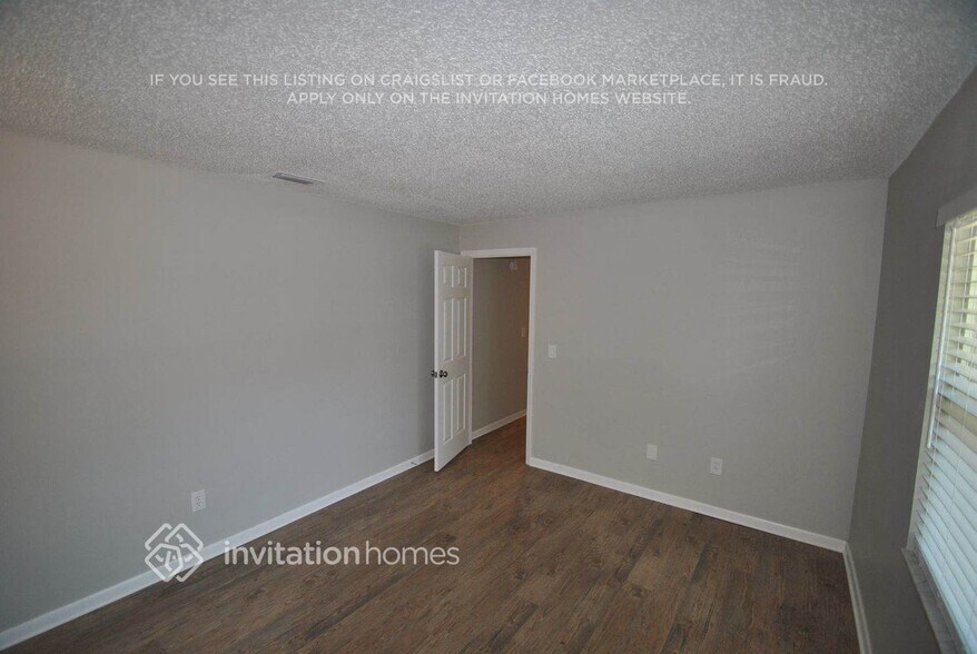 Building Photo - 800 Sweetwater Bay Ct