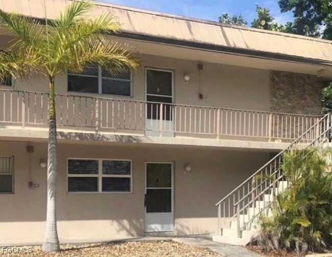 Primary Photo - 1560 Colonial Blvd