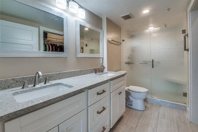 Building Photo - 2502 Live Oak St