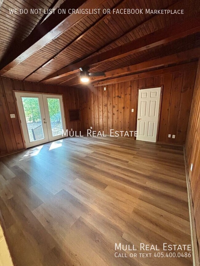 Building Photo - 3116 SW 40th St