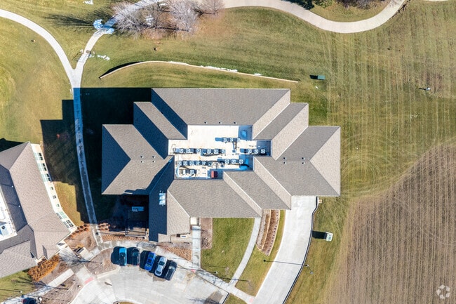 Building Photo - Lakeside Lofts