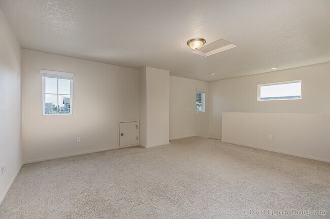 Building Photo - 33312 SW Havlik Dr