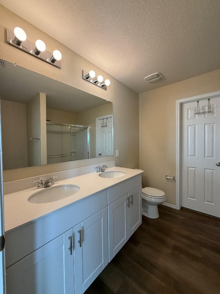 Building Photo - 11232 Long Rider