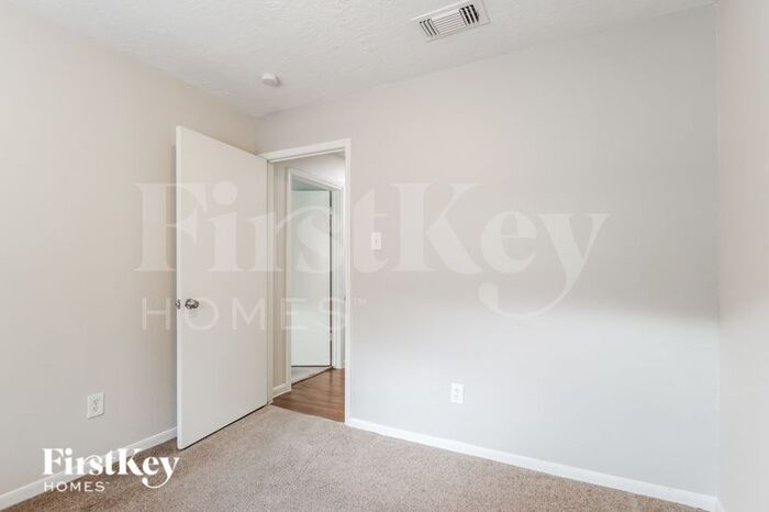 Building Photo - 10538 Waving Fields Dr