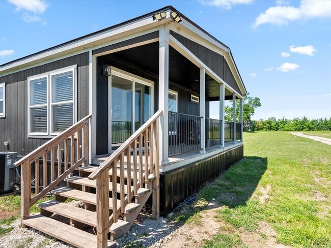 Building Photo - 5236 Co Rd 219