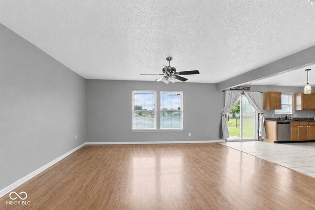 Building Photo - 2230 Cedarmill Dr