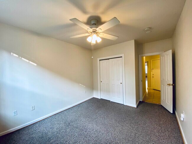 Building Photo - 203 Ogden Ave.