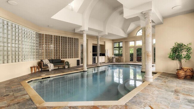 Building Photo - 2036 Wimberly Ln