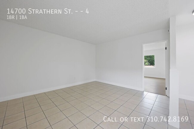 Building Photo - 14700 Strathern St