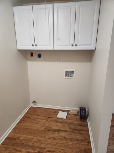 Building Photo - 14 S Indian Valley Ct