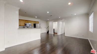 Building Photo - 121 S Rampart Blvd