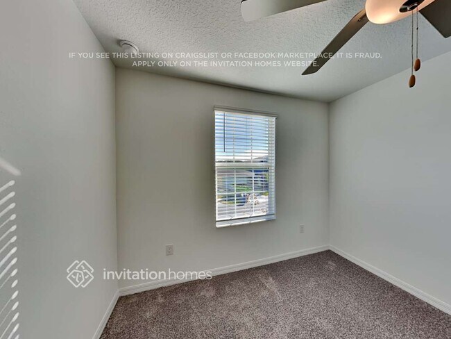 Building Photo - 113 Rose Bud Ln