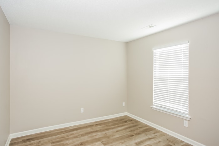 Building Photo - 4173 Ivydale Ave SW