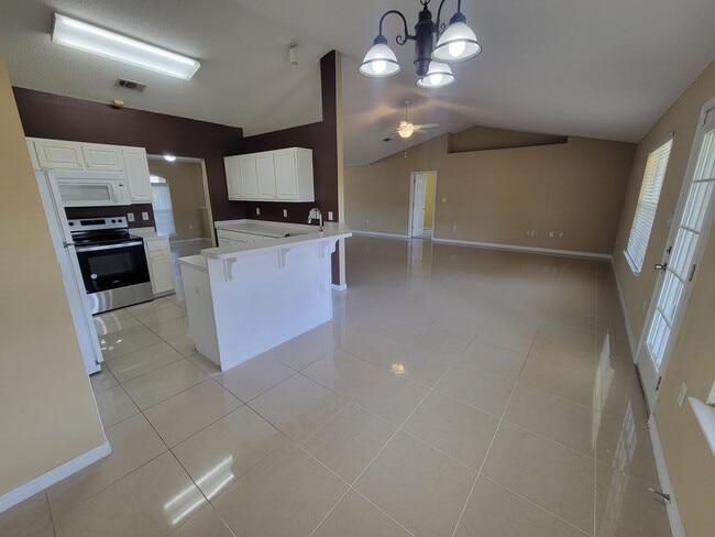 Building Photo - 2158 Punham Ct