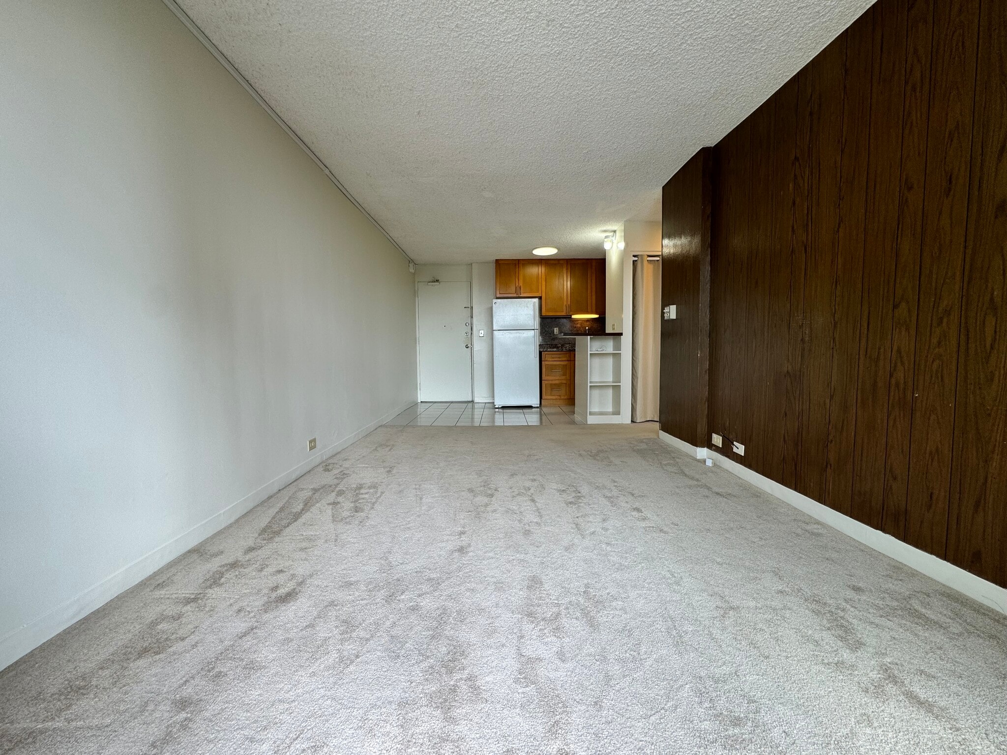 Building Photo - 2637 Kuilei St