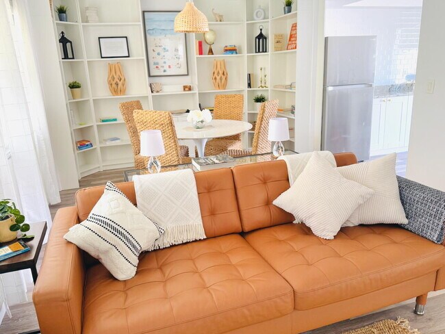 Building Photo - 311 N Swinton Ave