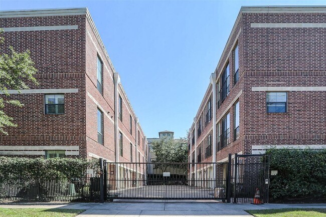 Building Photo - 100 McGowen St