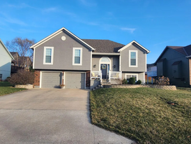 Building Photo - 411 Bayview Dr