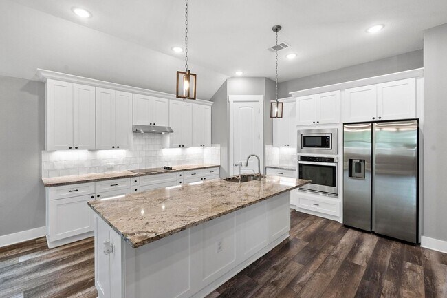 Building Photo - Modern Living Meets Small-Town Texas Charm