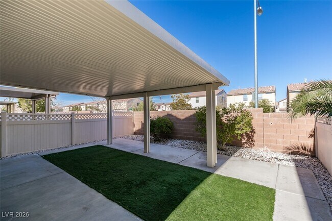 Building Photo - 5410 Coral Ribbon Ave