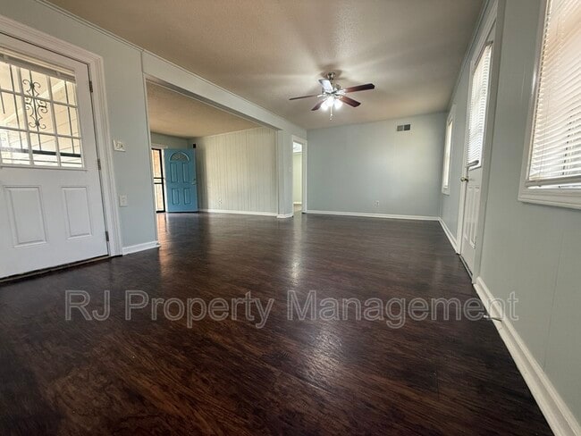 Building Photo - 4065 Haliburton St