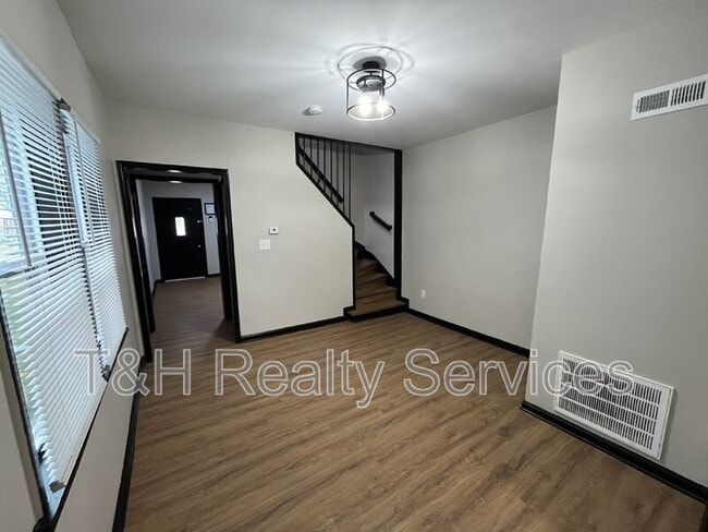 Building Photo - 1409 S Alabama St